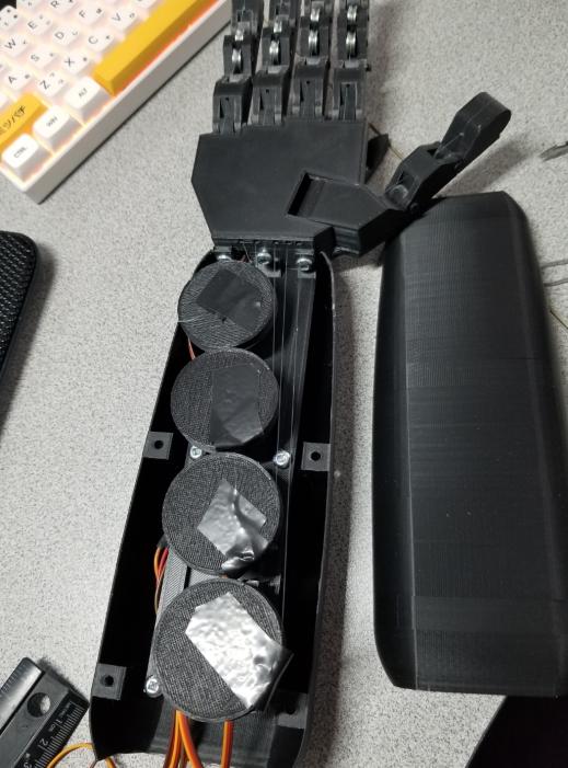 Servos + Forearm Casing